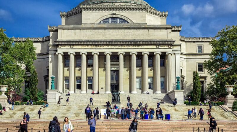 AS Cabut Visa Mahasiswa China: Kekhawatiran Pencurian Teknologi dan Rahasia Negara