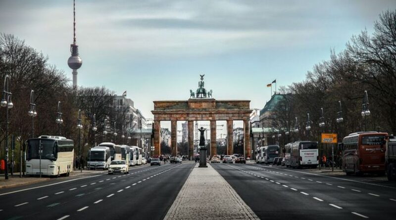 Jerman dalam Resesi 2025: Pemerintah Mendorong Warga Bekerja Lebih Banyak