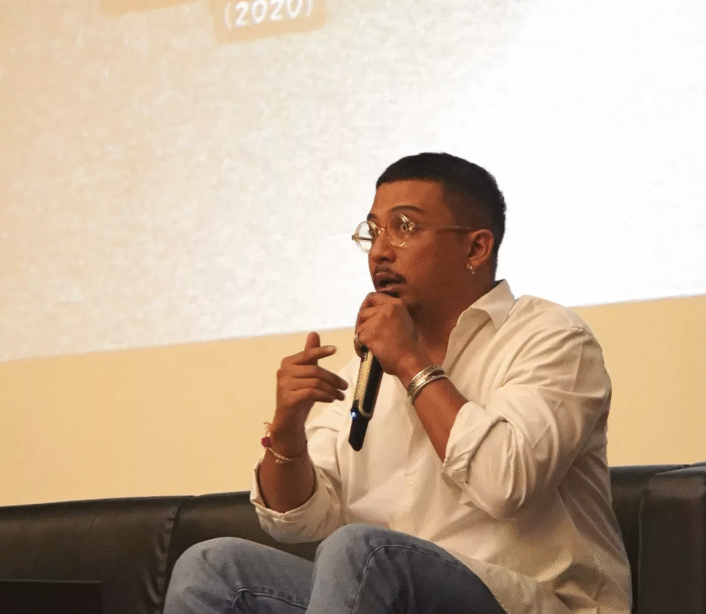 Sal Priadi Bikin Heboh, Lagu Baru Bikin Hati Meleleh