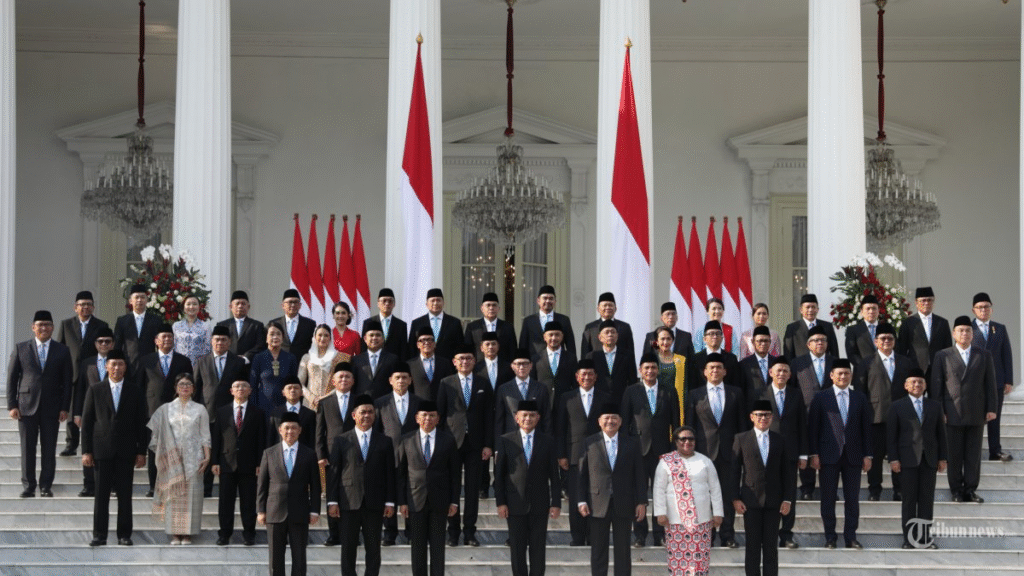 Heboh Reshuffle Kabinet 2025 Bawa Kejutan: Dua Kali Ganti Menteri dalam Sebulan!