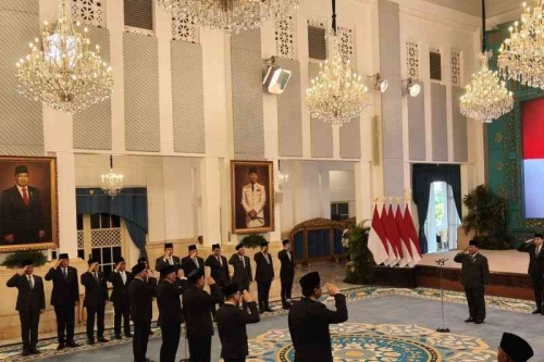 Heboh Reshuffle Kabinet 2025 Bawa Kejutan: Dua Kali Ganti Menteri dalam Sebulan!