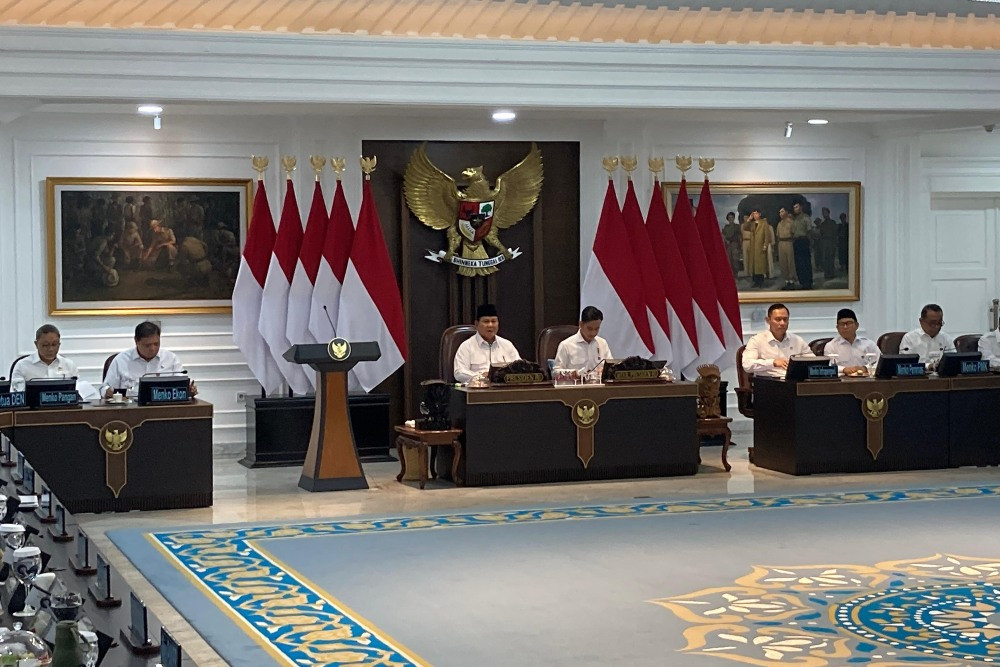 Heboh Reshuffle Kabinet 2025 Bawa Kejutan: Dua Kali Ganti Menteri dalam Sebulan!