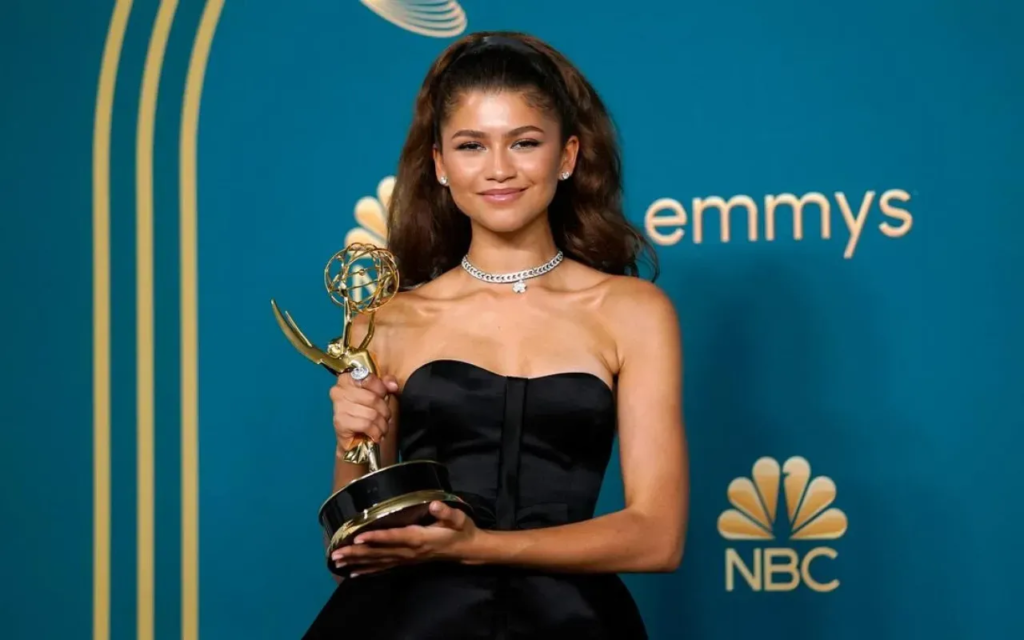 Zendaya dan Meryl Streep Boikot Met Gala 2026 karena Jeff Bezos